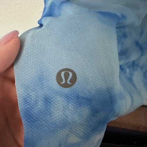 Lululemon Men's Fast and Free SS Spray Running Shirt Blue Tie Size S EUC - Picture 5 of 7